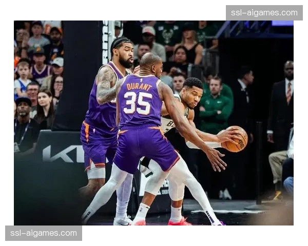 雄鹿vs太阳:杜兰特与字母哥的锋线对决与禁区攻防 雄鹿vs太阳:杜兰特与字母哥的锋线对决与禁区攻防